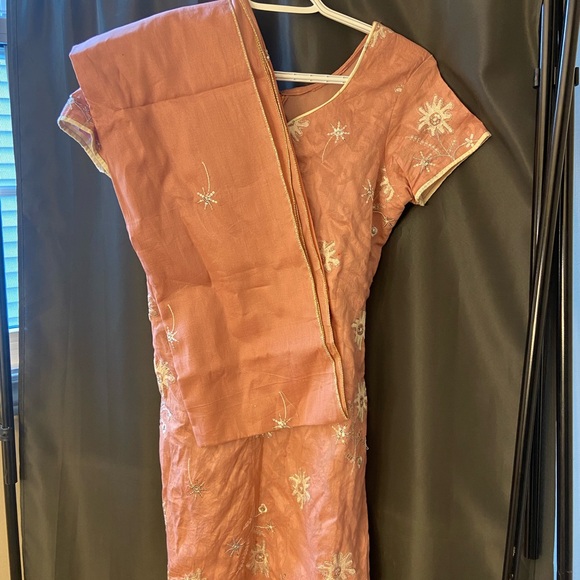 Assorted Indian tops - Picture 8 of 16